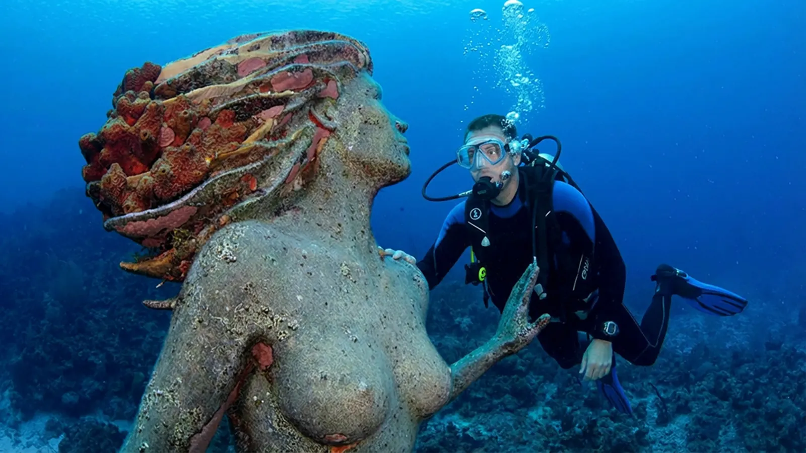 Scuba diving at Grand Cayman Dive Expedition